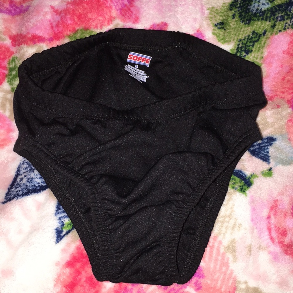 Bloomers for cheer